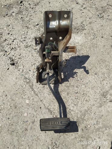 Isuzu Bighorn Педаль, Исузу Бигхорн педаль Подходит на авто: Isuzu