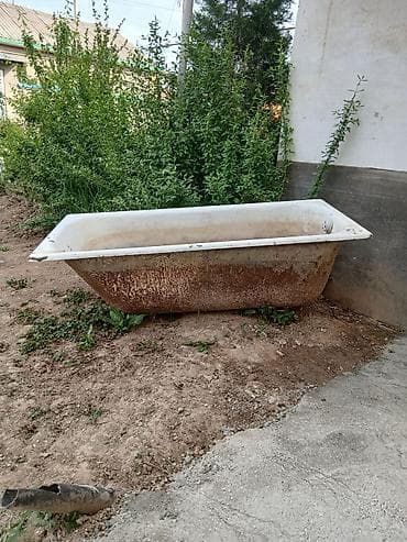 бочка для вада: Чугунная ванна . - Прямоугольная форма, классический борт — 2