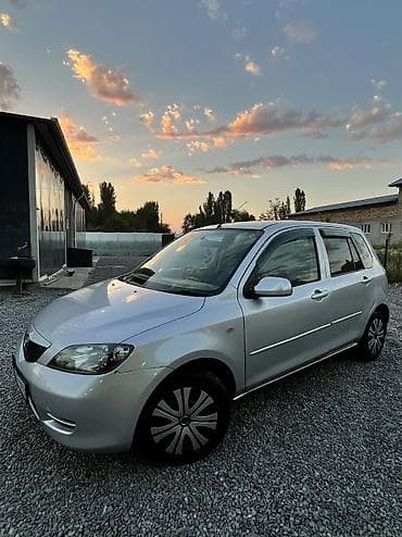 Mazda Demio: 2003 г., Хэтчбэк — 2