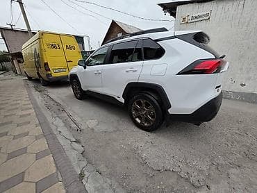 рафия: Toyota RAV4: 2023 г., 2.5 л, Автомат, Гибрид, Кроссовер — 6