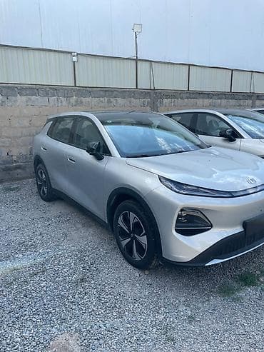 Транспорт: Changan Qiyuan Q05: 2026 г., 0.1 л, Автомат, Электромобиль, Кроссовер — 2