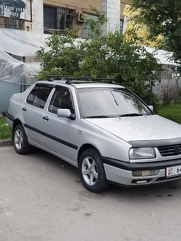 венто: Volkswagen Vento: 1992 г., 1.8 л, Механика, Бензин, Седан — 9