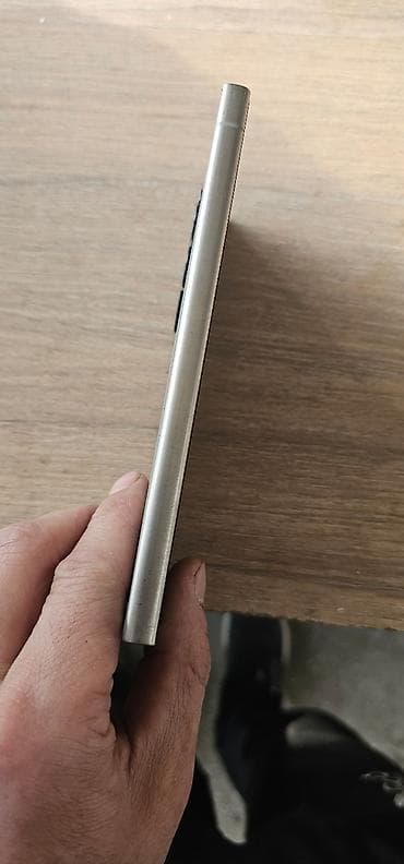 авто динамики: Samsung Galaxy S24 Ultra, Б/у, 256 ГБ, цвет - Серый, 1 SIM, eSIM — 5