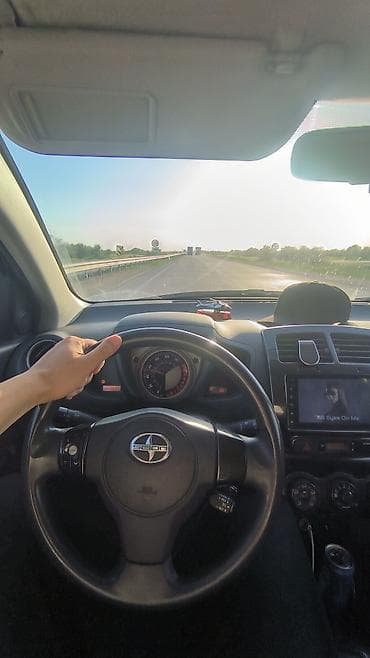 mini coper: Scion xD: 2010 г., 1.8 л, Автомат, Бензин, Хэтчбэк — 3