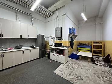 нижный джал: Продается помещение в мкр Джал, Ахунбаева 67/1. Цокольное помещение в — 6