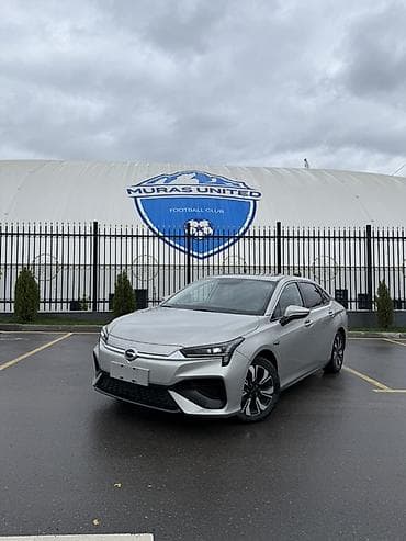 мост ауди: GAC AION S — электрический седан Кузов и дизайн: - Серебристый цвет — 3