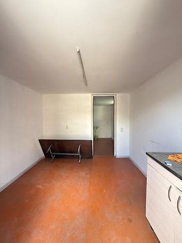 комнаты с подсилением: 20 м², С мебелью — 6