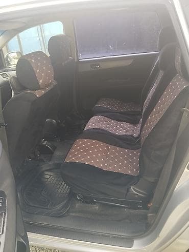 id 4: Toyota Avensis Verso: 2004 г., 2 л, Механика, Дизель, Минивэн — 5