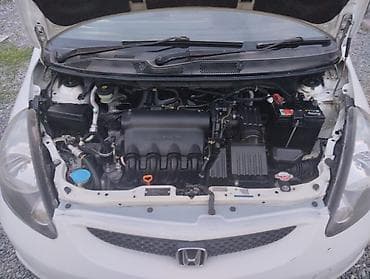 вампер хонда фит: Honda Fit: 2005 г., 1.3 л, Вариатор, Бензин, Хэтчбэк — 7