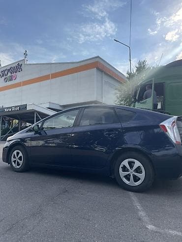 abs prius: Toyota Prius: 2015 г., 1.8 л, Автомат, Гибрид, Хэтчбэк — 5