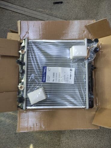 gd: Honda Fit v1.3 (GD) короткий 2002 до 2008 Радиатор охлаждения (WXQP) — 1