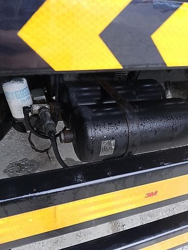 спринтер тигач: Эвакуатор, Mercedes-Benz, 2002 г., Сдвижная — 8