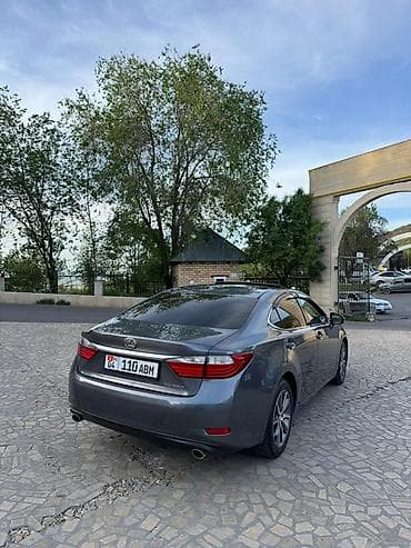 сп: Lexus ES: 2013 г., 3.5 л, Автомат, Бензин, Седан — 2