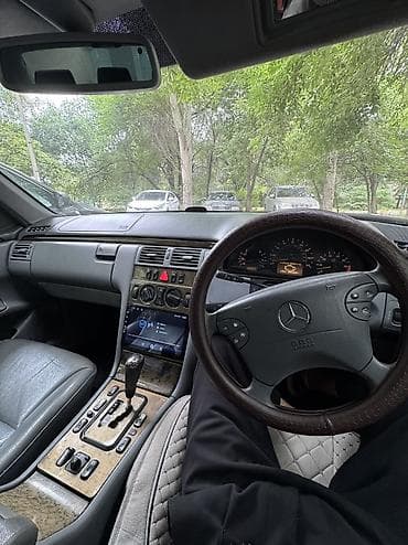 бак от мерса: Mercedes-Benz E-Class: 2001 г. — 2