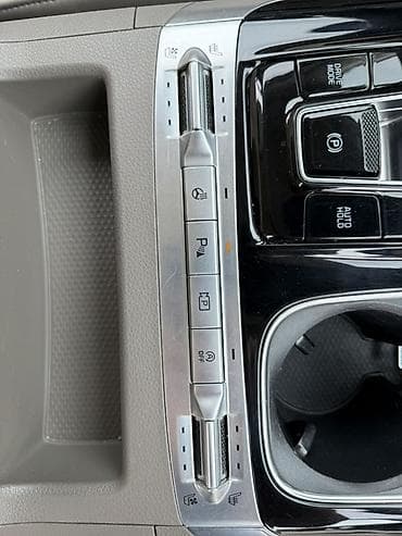 кия карневал: Kia Carnival: 2021 г., 2.2 л, Автомат, Дизель, Минивэн — 9