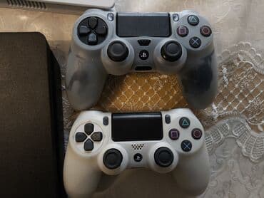 карты памяти goodram для видеорегистратора: Игровая приставка PlayStation 4 (PS4) с объёмом памяти 4 ТБ. В — 3