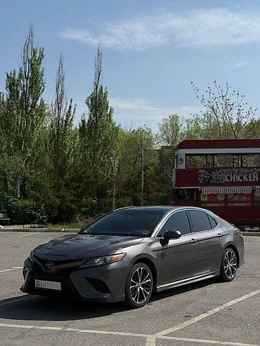 camry 50 xle: Toyota Camry: 2018 г., 2.5 л, Автомат, Бензин, Седан — 2