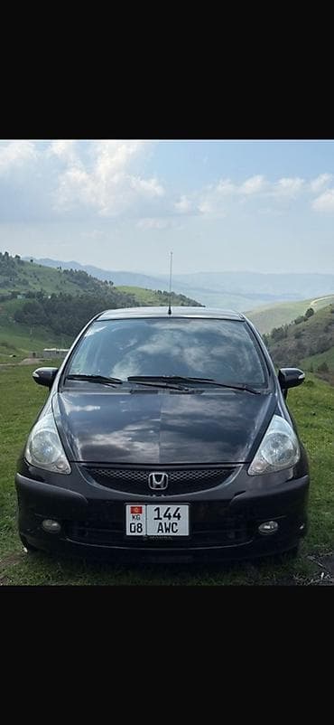 colf 2: Honda Fit: 2006 г., 1.4 л, Автомат, Бензин, Хэтчбэк — 1