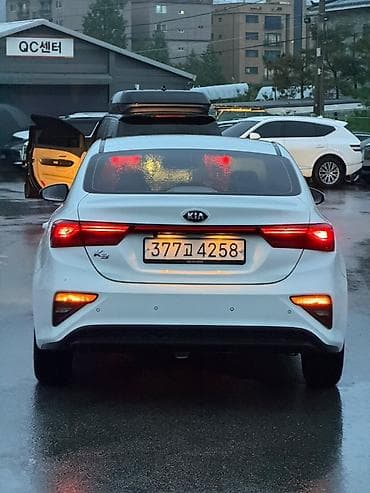 cera: Kia K3: 2021 г., Бензин, Седан — 8