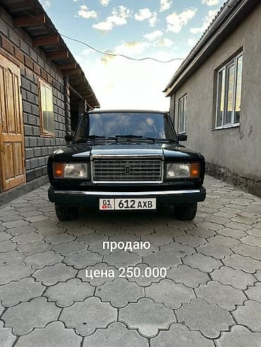 ВАЗ (ЛАДА) 2107: 2011 г., 1.6 л, Механика, Бензин, Седан