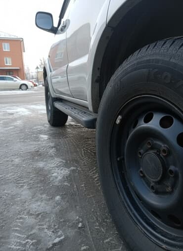 шины и диски на матиз: Шины 285 / 50 / R 20, Зима, Б/у, Пара, Внедорожные (АТ/МТ), Китай, Goform — 1