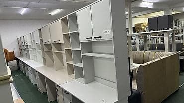 компьютерый стол: Компьютерный стол, Новый, С полками — 10