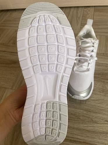 nike 95: Женские кроссовки Nike Air Max из Америки.Оригинал,38 размер,белые — 6