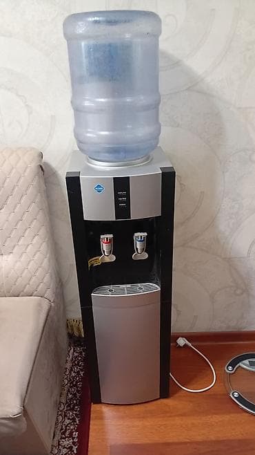 кулер для воды бу: Кулер для воды, Б/у, Самовывоз — 1