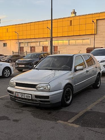 Volkswagen Golf: 1996 г., 1.8 л, Механика, Бензин, Хэтчбэк at lalafo.kg Volkswagen Golf: 1996 г., 1.8 л, Механика, Бензин, Хэтчбэк