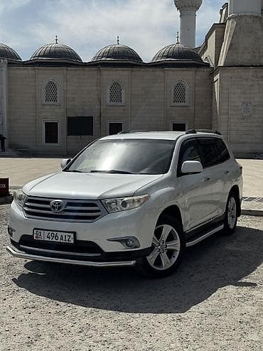 210 задний бампер: Toyota Highlander: 2011 г., 3.5 л, Автомат, Бензин, Кроссовер — 4