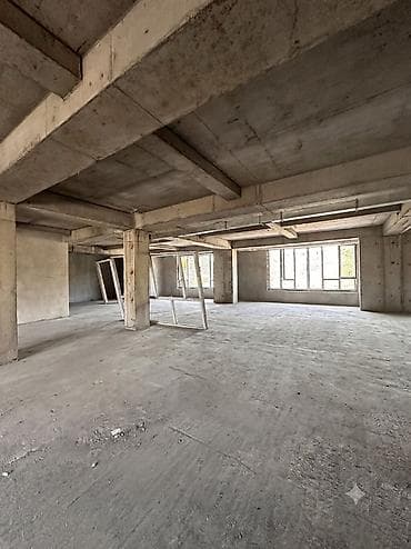 оффис: Продажа офисов 300 м², Без ремонта, Многоэтажное здание, 2 этаж — 1