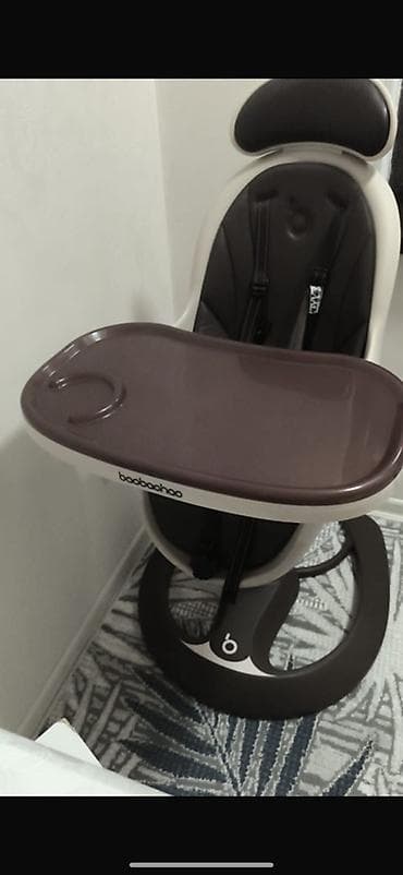 Стульчик для кормления Boon/boobooboo (логотип «b») с подносом. -