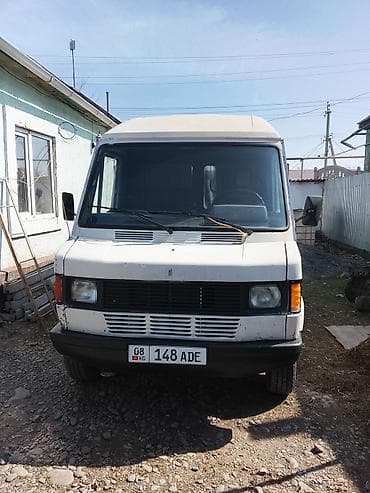 рено мак: Легкий грузовик, Mercedes-Benz, Стандарт — 6