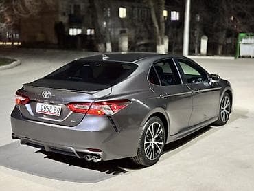 dodge challenger: Toyota Camry: 2020 г., 2.5 л, Автомат, Бензин, Седан — 3