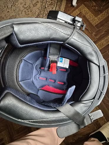 sena 50s: Гайк шлем Гарнитурасы менен сатылат,БУ,состоение жакшы.аз эле — 2