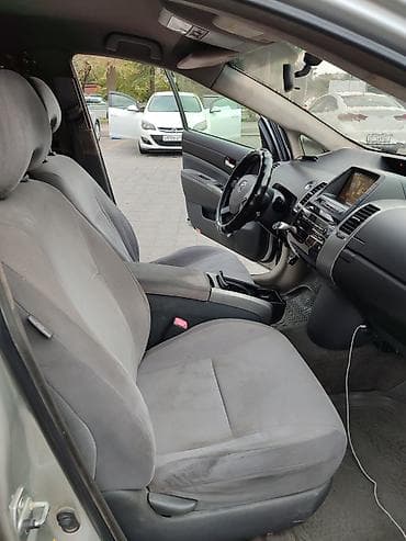 Унаа: Toyota Prius: 2005 г., 1.5 л, Вариатор, Гибрид, Хетчбек — 8