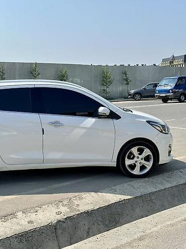 mini car: Chevrolet Spark: 2020 г., 1 л, Вариатор, Бензин, Хэтчбэк — 4