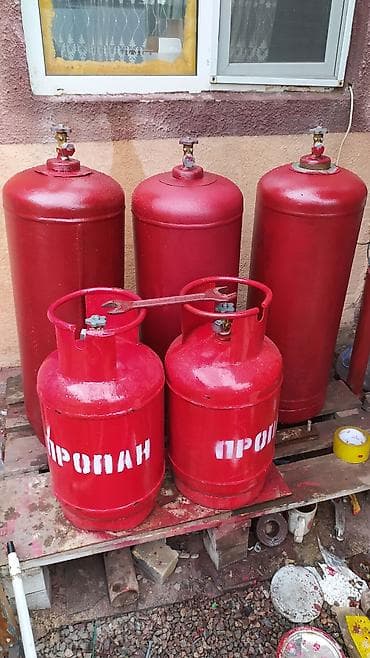 Газ балоны пустые 50 и 27 литров.
Редуктора пропан