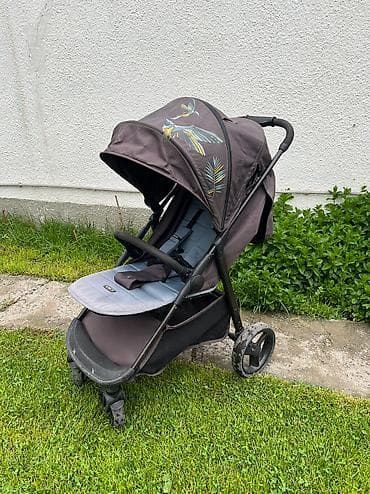 Прогулочная коляска 0+ Фирма Happy baby. Козырек увеличивается