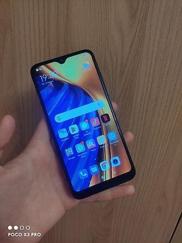 Redmi, Redmi 8, Б/у, 64 ГБ, цвет - Зеленый, 2 SIM — 2