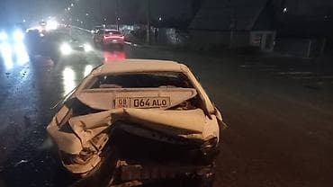 годф 2: Audi 80: 1987 г., Седан — 2