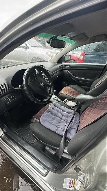 скласс: Toyota Avensis: 2004 г., 1.8 л, Автомат, Бензин, Седан — 1