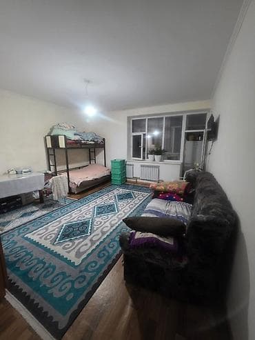 Недвижимость: 1 комната, 32 м², Малосемейка, 3 этаж, Старый ремонт — 1