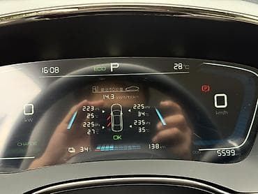 byd 5: BYD E9: 2021 г., Автомат, Электромобиль, Седан — 9