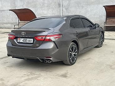 Транспорт: Toyota Camry: 2018 г., 2.5 л, Бензин, Седан — 10