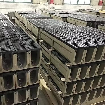 мужские спортивные костюмы адидас: Водоотводный лоток, Дорожный, Круглообразный, Новый — 10