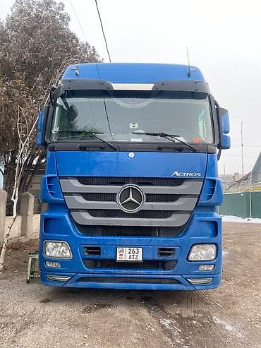 митсубиси фуссо: Тягач, Mercedes-Benz — 5