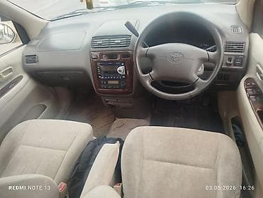 тайото опа: Toyota Ipsum: 2001 г., 2 л, Автомат, Минивэн — 4