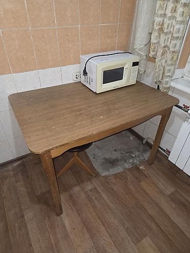 Отдам на дрова столы,2 штуки — 2