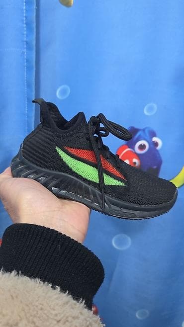 футбольные буцы: Детская обувь – подборка моделей на каждый день и для холодного — 10